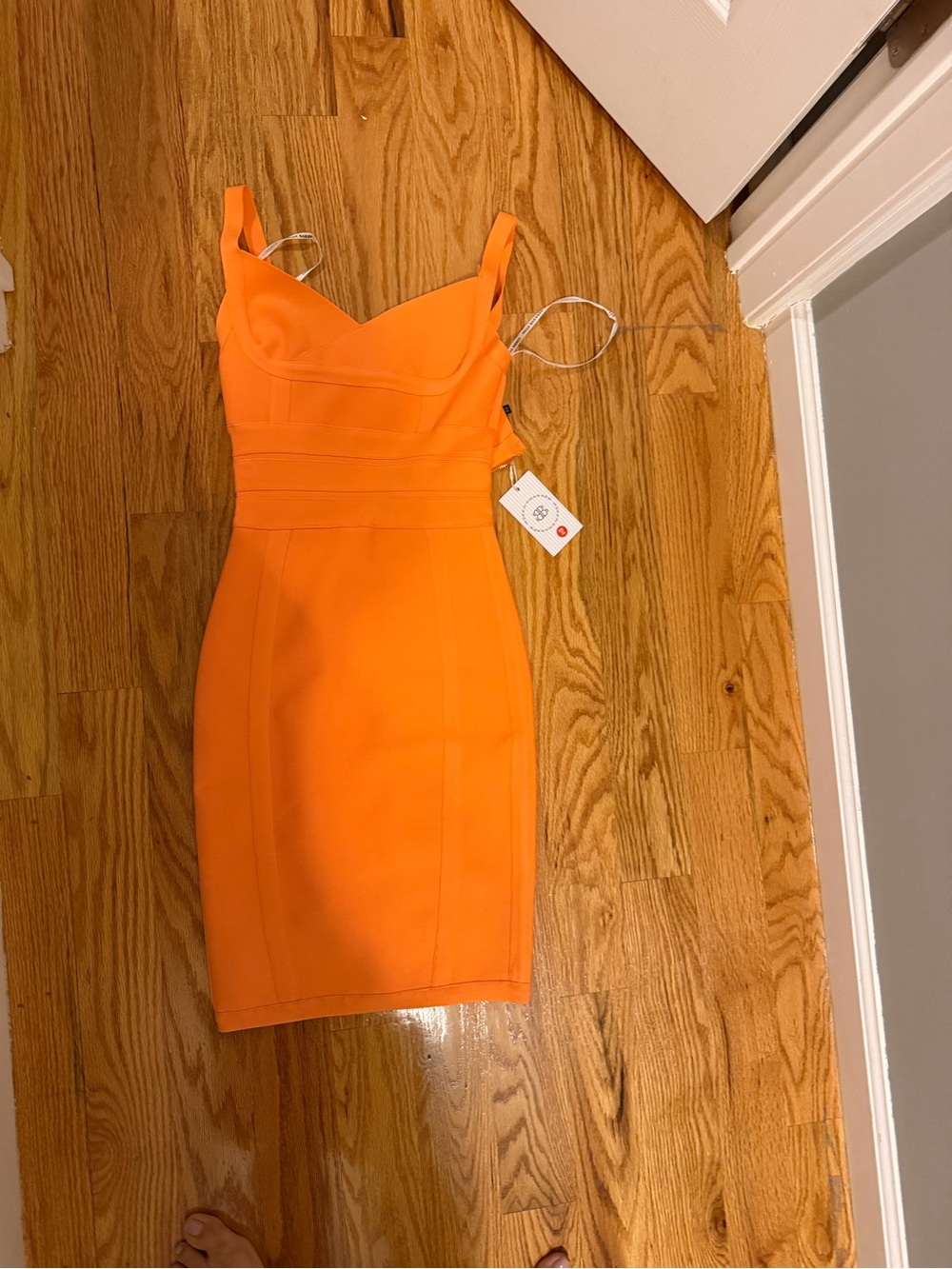 Sleeveless Orange Bodycon Dress with Sweetheart Neckline